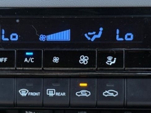 Used 2021 Hyundai Elantra SEL FWD image 23