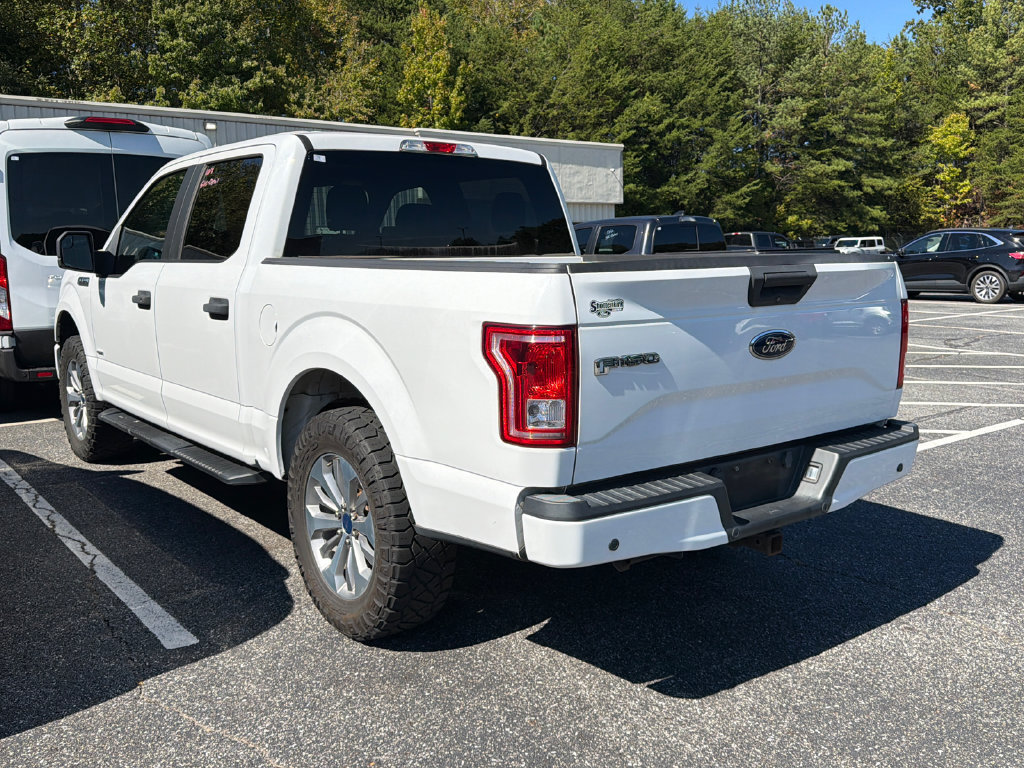 Used 2017 Ford F150 XL w/ Equipment Group 101A Mid RWD image 3