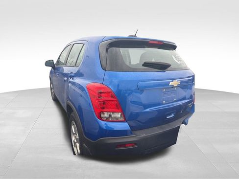 Used 2016 Chevrolet Trax LS AWD/4WD image 4