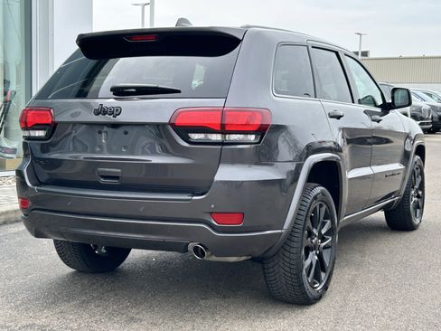 Used 2021 Jeep Grand Cherokee Laredo X image 7