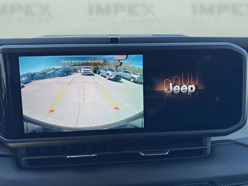 Used 2025 Jeep Wrangler Unlimited Sahara w/ Safety Group image 18