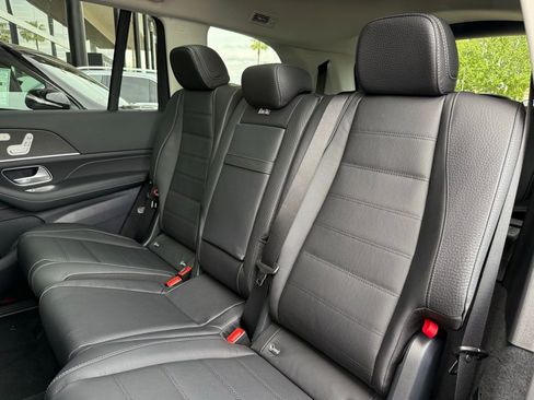 New 2026 Mercedes-Benz GLS 450 4MATIC image 14