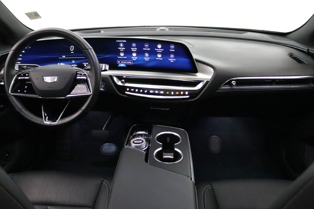 Certified 2024 Cadillac Lyriq Sport AWD/4WD image 28
