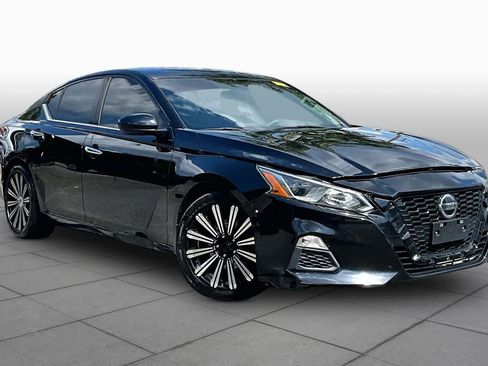 Used 2020 Nissan Altima 2.5 S FWD image 3