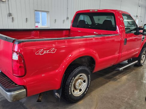 Used 2009 Ford F250 XL image 4