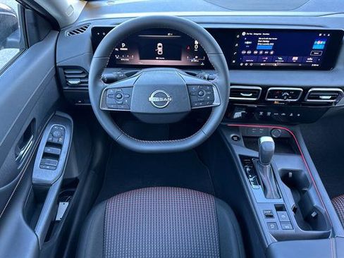 New 2026 Nissan Sentra SR w/ Floor Mat Package image 15