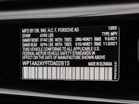 New 2026 Porsche Cayenne image 24