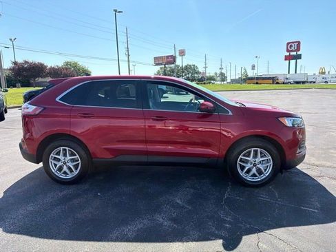 Used 2023 Ford Edge SEL w/ Convenience Package AWD/4WD image 6