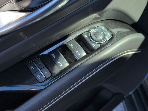 Certified 2024 Cadillac Escalade Sport Platinum image 16