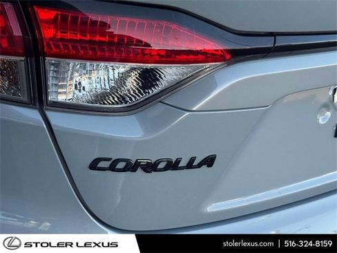 Used 2022 Toyota Corolla SE image 16