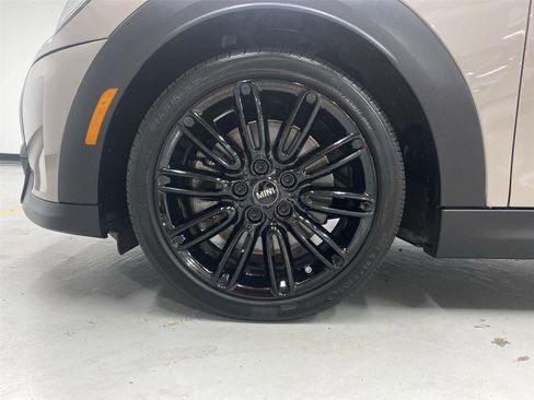Certified 2024 MINI Cooper S FWD image 23