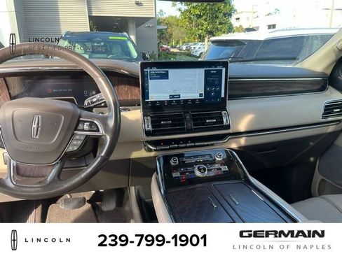 Used 2023 Lincoln Navigator L Reserve image 17