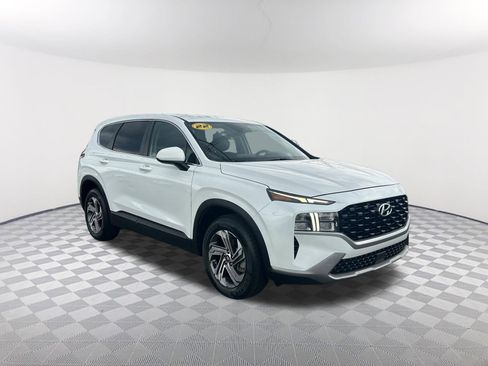 Used 2022 Hyundai Santa Fe SE FWD image 3