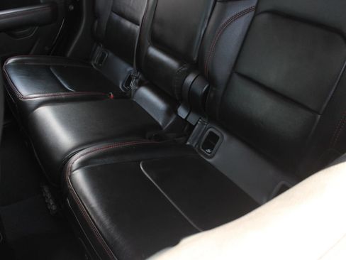 Used 2020 Jeep Gladiator Rubicon AWD/4WD image 16