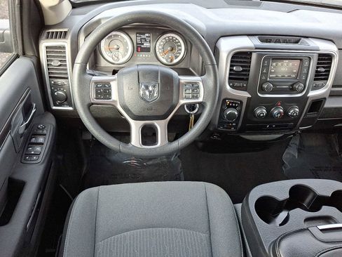 Used 2024 RAM 1500 Classic SLT image 10