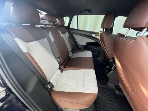 Certified 2023 Volkswagen ID.4 Pro image 23