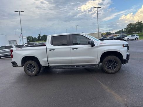Used 2019 Chevrolet Silverado 1500 LT Trail Boss AWD/4WD image 7