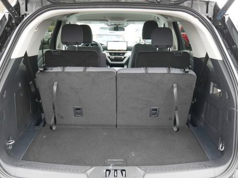 New 2026 Ford Explorer Active image 11