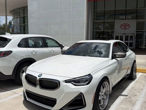 Used 2024 BMW M240i Coupe RWD image 1