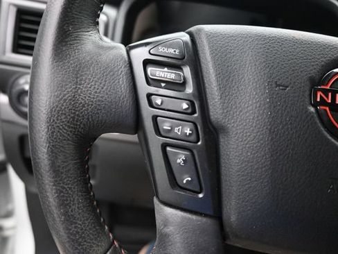 Used 2023 Nissan Titan PRO-4X w/ Pro-4x Convenience Package AWD/4WD image 33