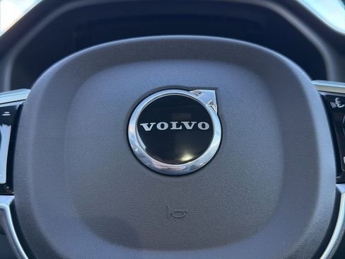 New 2026 Volvo XC60 B5 Core image 61
