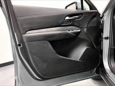Used 2024 Cadillac XT4 Premium Luxury AWD/4WD image 21