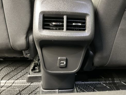 Certified 2020 Chevrolet Equinox LT AWD/4WD image 12