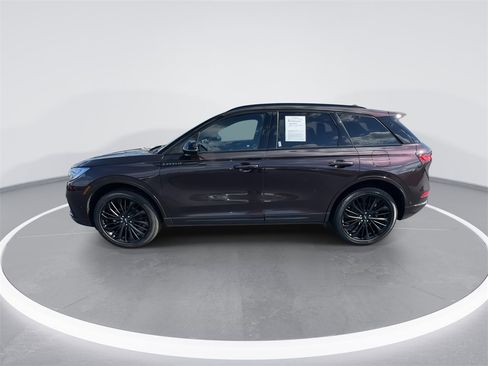 Used 2023 Lincoln Corsair Reserve w/ Equipment Group 202A image 5