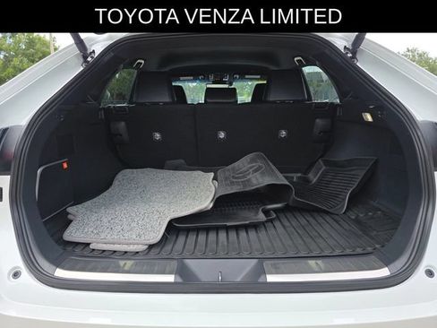 Used 2024 Toyota Venza Limited AWD/4WD image 15