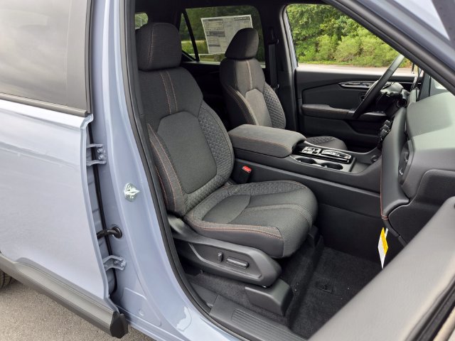 New 2026 Honda Pilot Sport image 10