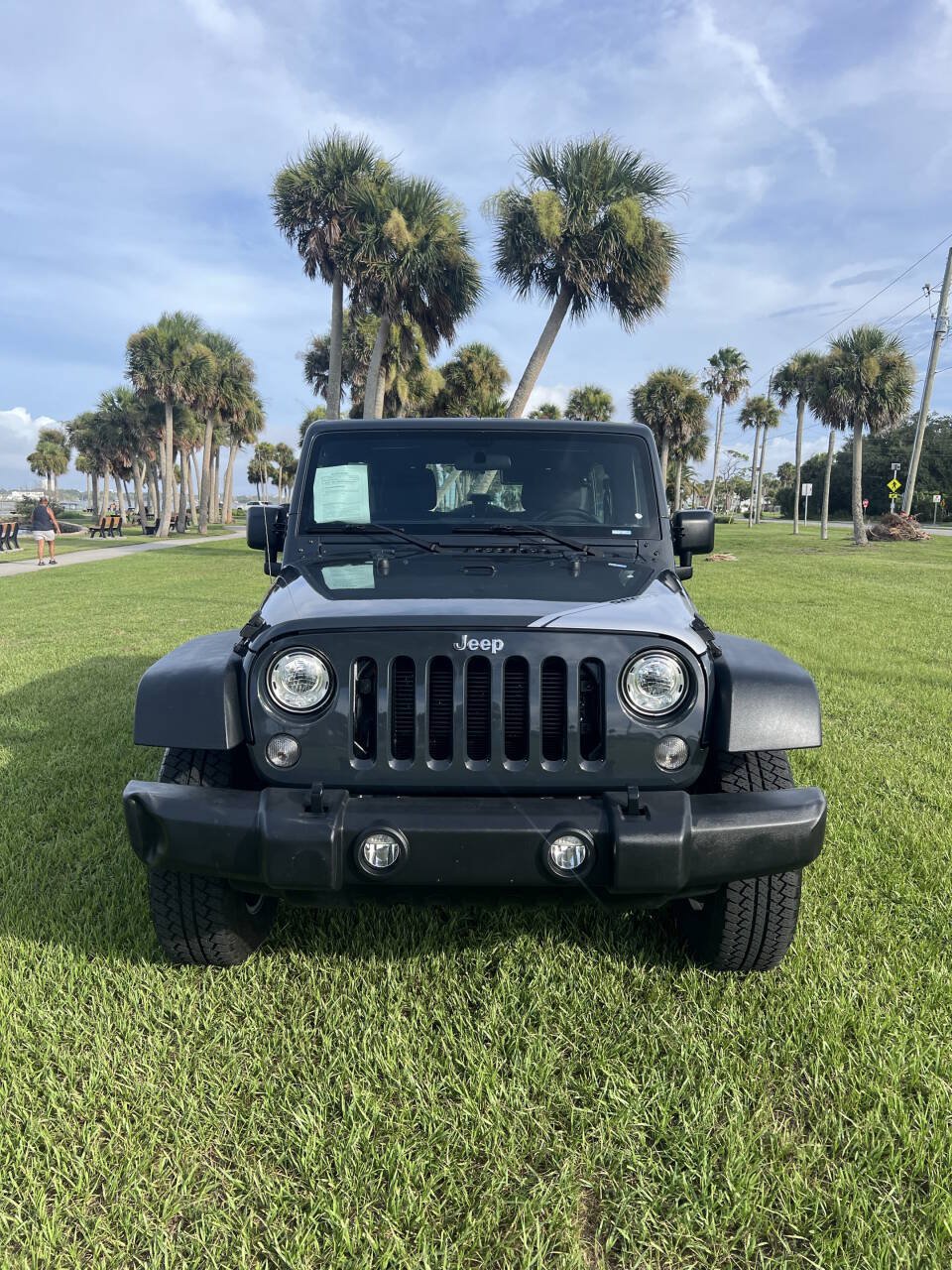 Used 2018 Jeep Wrangler Unlimited Sport w/ Connectivity Group AWD/4WD image 7
