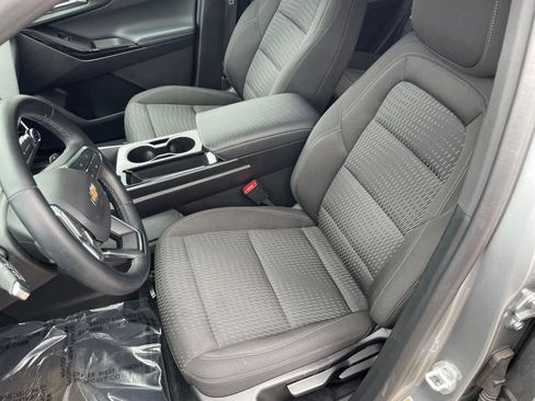 Used 2025 Chevrolet Equinox LT image 35