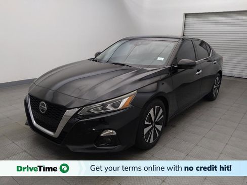 Used 2019 Nissan Altima 2.5 SV FWD image 1