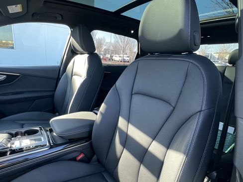 Used 2025 Audi Q7 3.0T Premium Plus w/ Premium Plus Package image 16