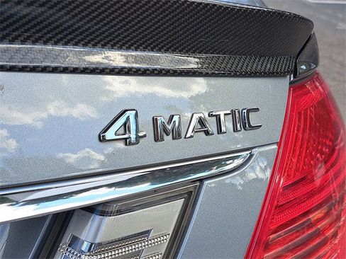 Used 2012 Mercedes-Benz CL 550 4MATIC image 9