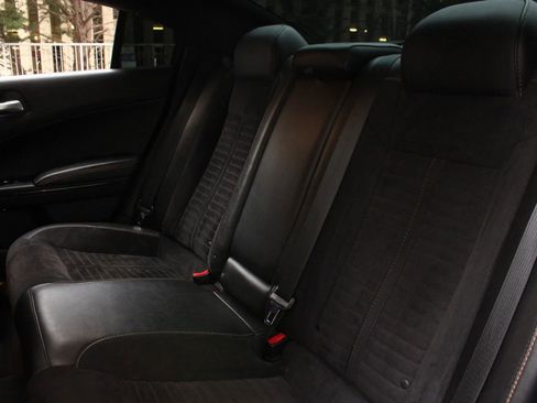 Used 2018 Dodge Charger R/T image 24