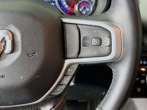 Used 2022 RAM 1500 Big Horn AWD/4WD image 32