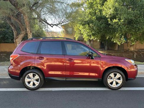 Used 2016 Subaru Forester 2.5i w/ Alloy Wheel Package image 9