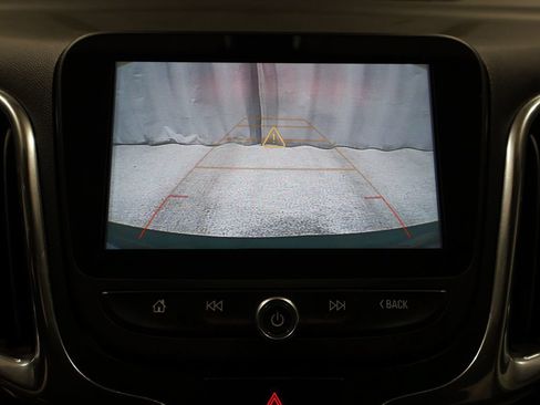 Used 2018 Chevrolet Equinox LT w/ Sun & Infotainment Package AWD/4WD image 30