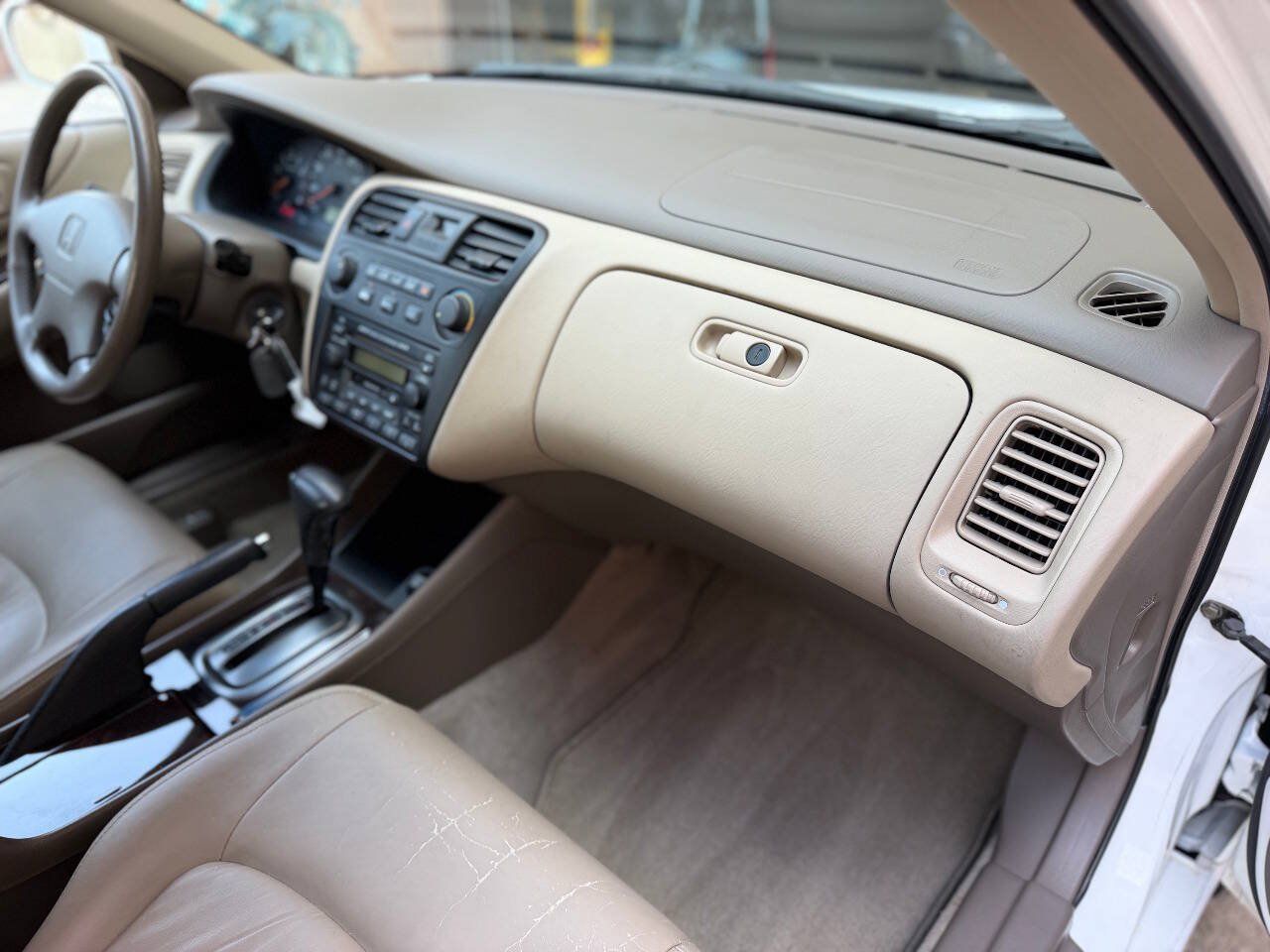 Used 2001 Honda Accord EX image 18