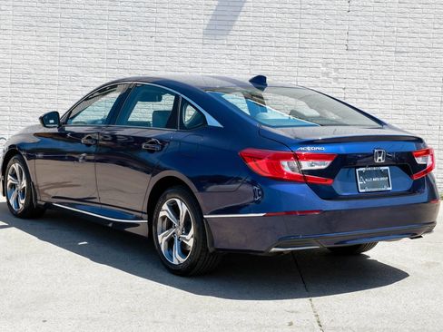 Used 2018 Honda Accord EX-L image 9