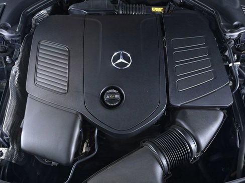 Used 2023 Mercedes-Benz C 300 Sedan image 25