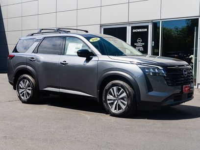 New 2026 Nissan Pathfinder SL w/ Cargo Package