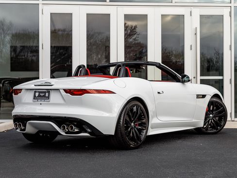 Used 2024 Jaguar F-TYPE R-Dynamic image 15