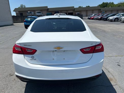 Used 2018 Chevrolet Malibu LT FWD image 7