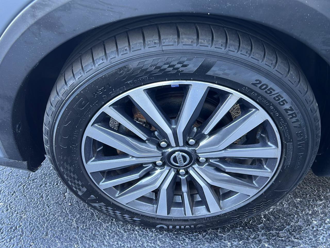 Used 2021 Nissan Kicks SV FWD image 22