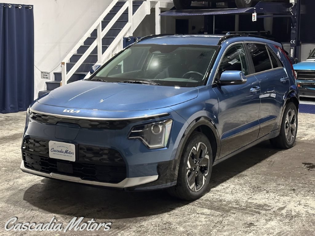 Used 2023 Kia Niro Wind w/ Wind Preserve Package FWD image 5