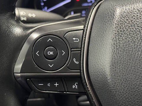 Used 2024 Toyota Camry SE FWD image 13