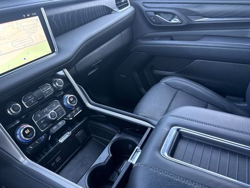 Used 2023 GMC Yukon Denali w/ LPO, Floor Liner Package AWD/4WD image 30