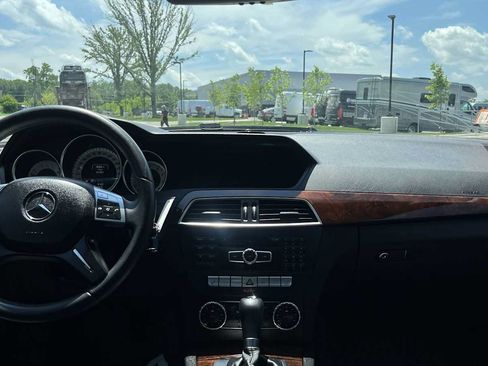 Used 2013 Mercedes-Benz C 300 4MATIC Sedan image 26